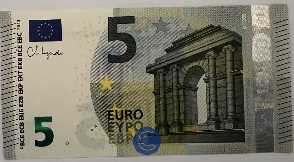 New 5 Euro Banknote